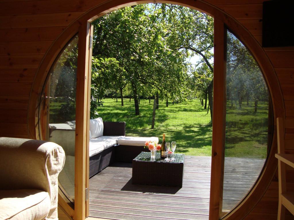 Orchard Farm Luxury Glamping And Campsite Glastonbury Bagian luar foto